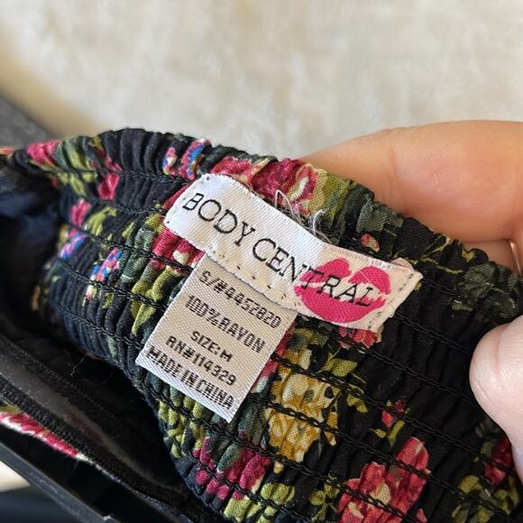 BODY CENTRAL Black Multicolored Floral Tiered Strapless Mini Dress 90’s Theme MD - Picture 5 of 7